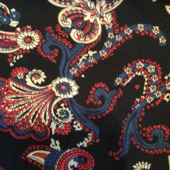 Bash blouse with gorgeous print - Picture 2 of 5